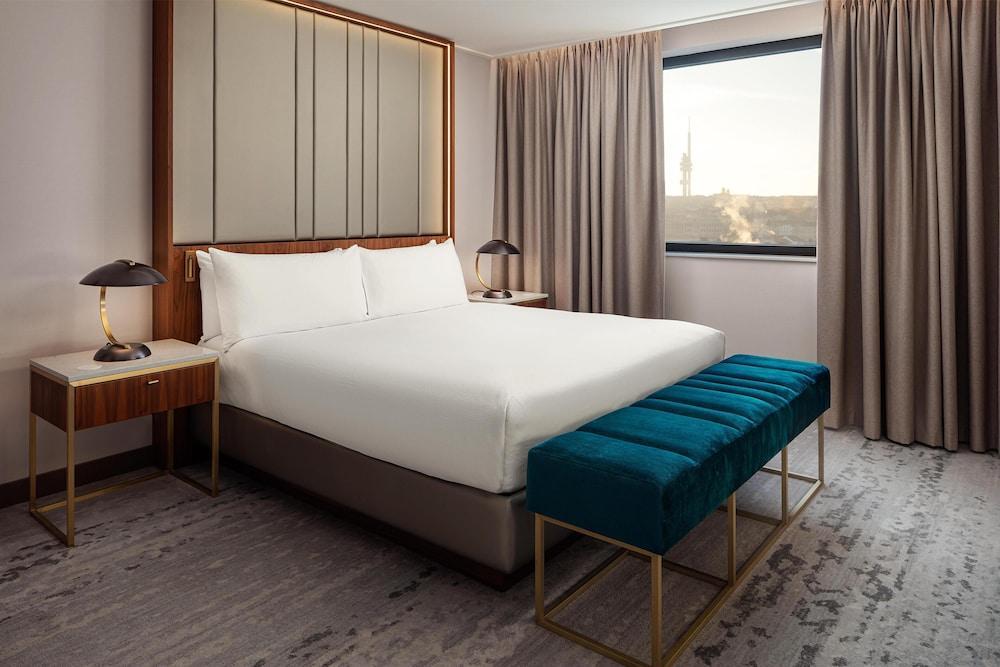Hilton Prague Room Type - Royal Suite, 1 King Bed