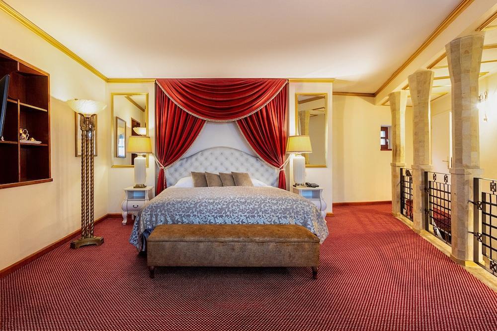 Hotel Hoffmeister Room Type - Luxury Suite
