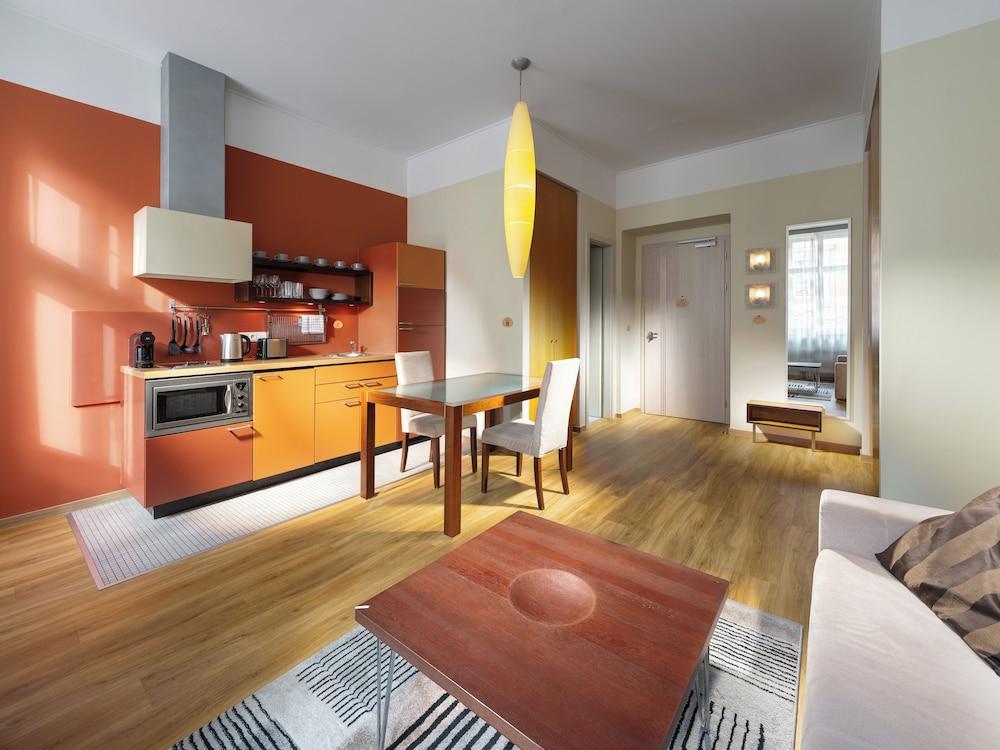 Mamaison Residence Belgicka Room Type - Deluxe Suite, 1 Bedroom