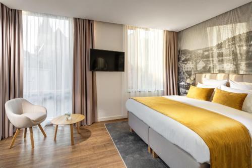 Mamaison Residence Downtown Prague - Tap to explore photos