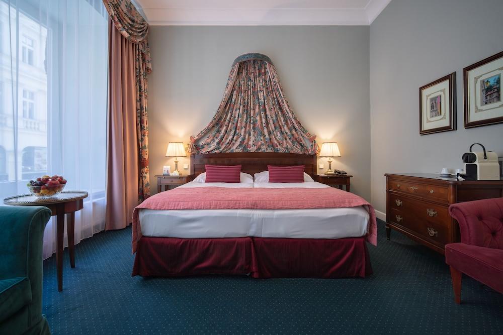 Hotel Liberty Room Type - Standard Double Room Hotel Liberty Room Type - Standard Double Room
