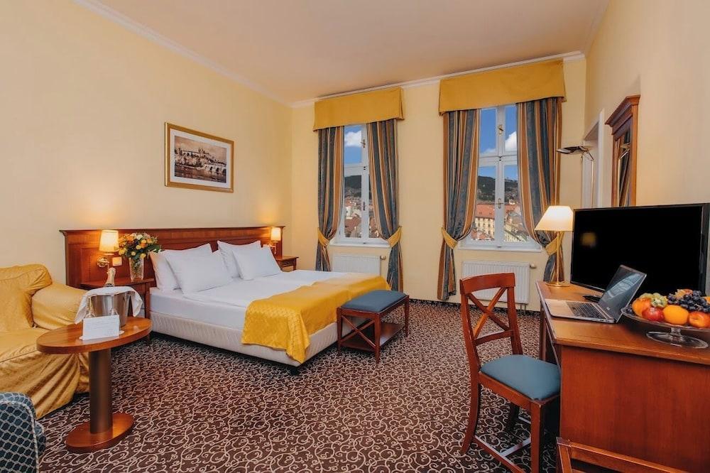 Hotel Louis Leger - Czech Leading Hotels Room Type - Deluxe Double Room