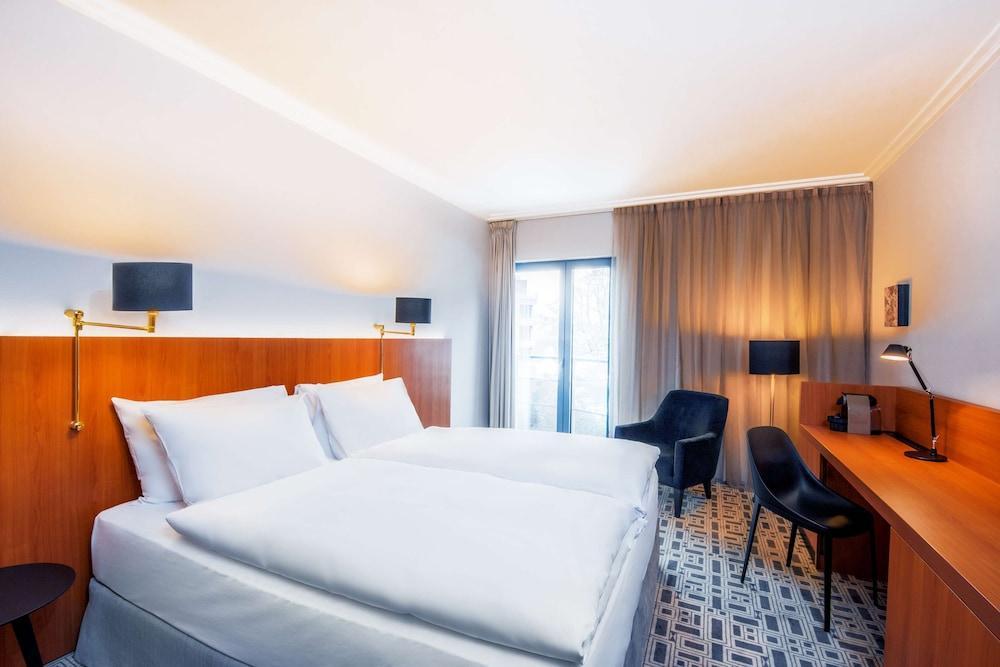 NH Prague City Room Type - Superior Double or Twin Room NH Prague City Room Type - Superior Double or Twin Room