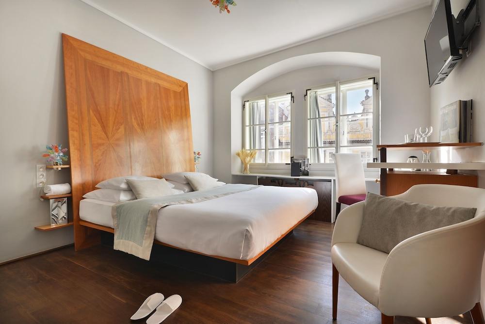 Design Hotel Neruda Room Type - Superior Room