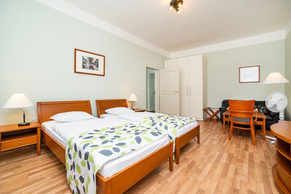 Hotel Orion Room Type - Standard Apartment, 2 Twin Beds, Kitchen