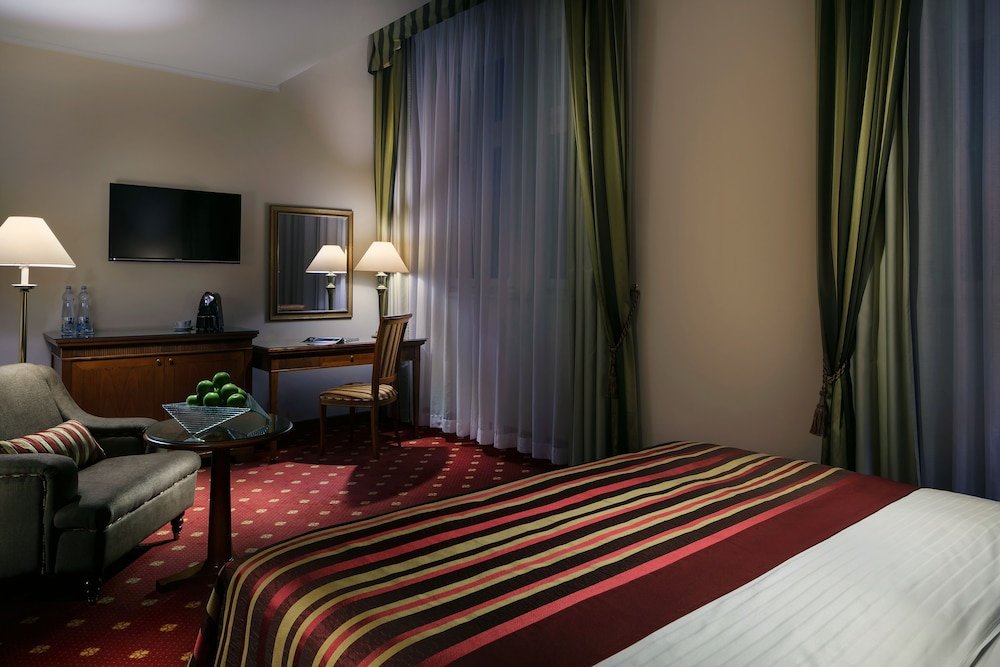 Art Nouveau Palace Hotel Room Type - Executive Double or Twin Room