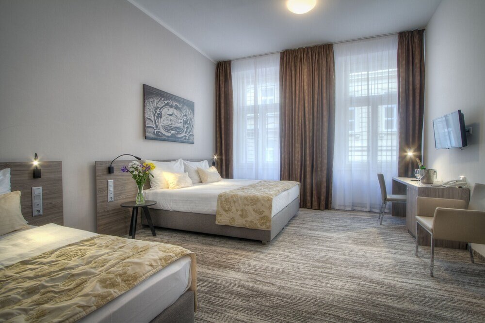Hotel Pav Room Type - Standard Triple Room, 1 Bedroom Hotel Pav Room Type - Standard Triple Room, 1 Bedroom