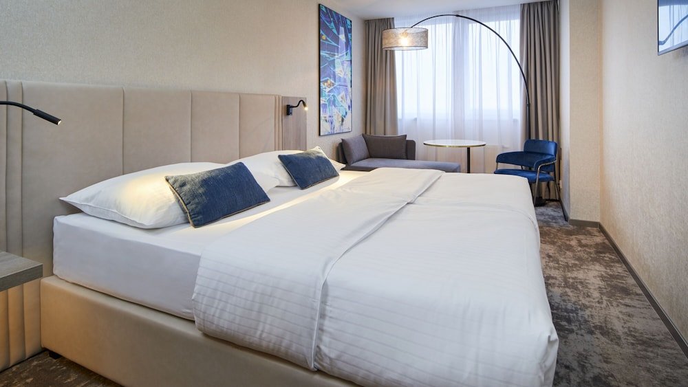 OREA Hotel Pyramida Praha Room Type - Executive Double Room, Pool Access