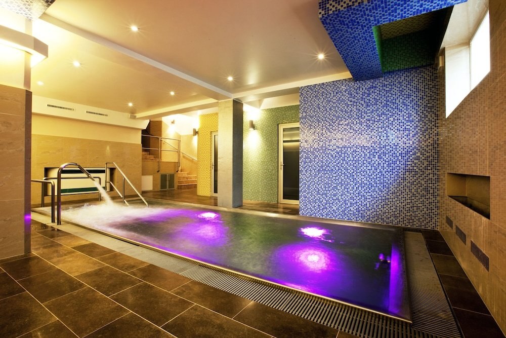 Hotel Relax Inn Room Type - Double Room with 1 Hour Private Access to the Swimming Pool Hotel Relax Inn Room Type - Double Room with 1 Hour Private Access to the Swimming Pool