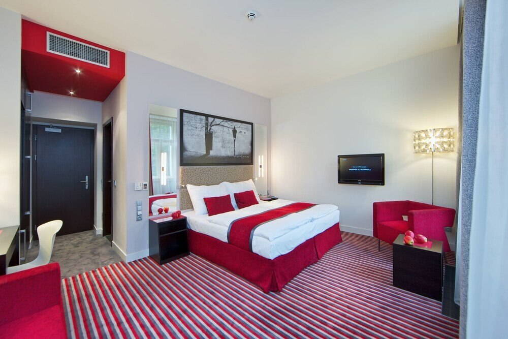 Red and Blue Design Hotel Prague Room Type - Superior Double or Twin Room