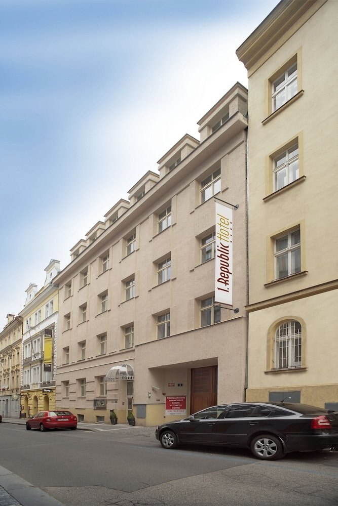 1. Republic Hotel
