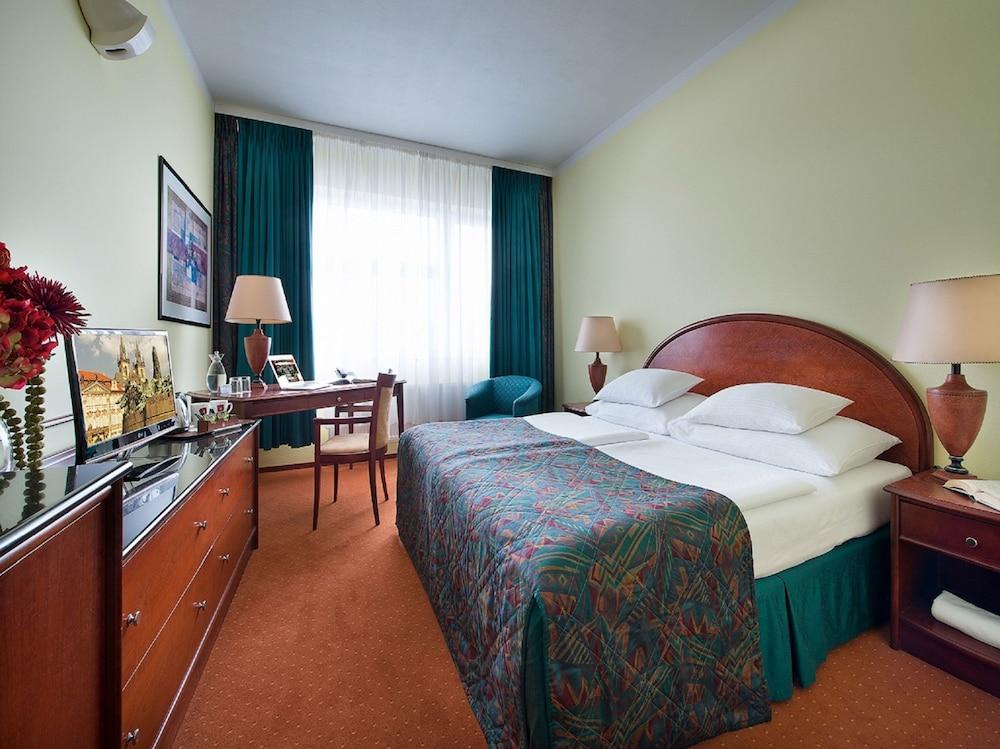 Rezidence Emmy Room Type - Triple Room