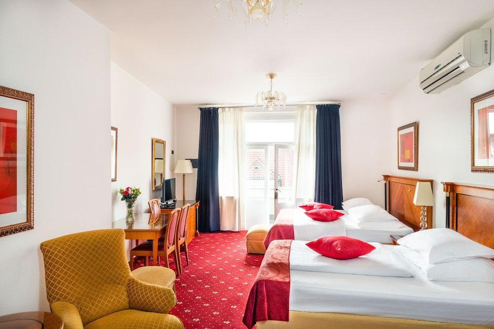 Hotel Leon D´Oro Room Type - Quadruple Room Hotel Leon D´Oro Room Type - Quadruple Room
