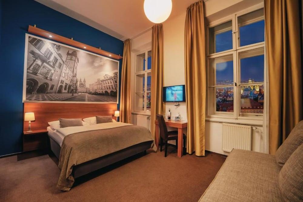 Metropolitan Old Town Hotel - Czech Leading Hotels - Tap to explore photos