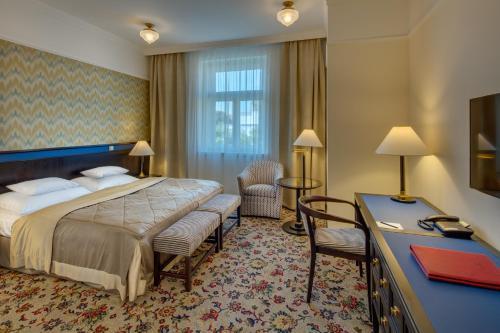 Hotel Savoy Room Type - Deluxe Room