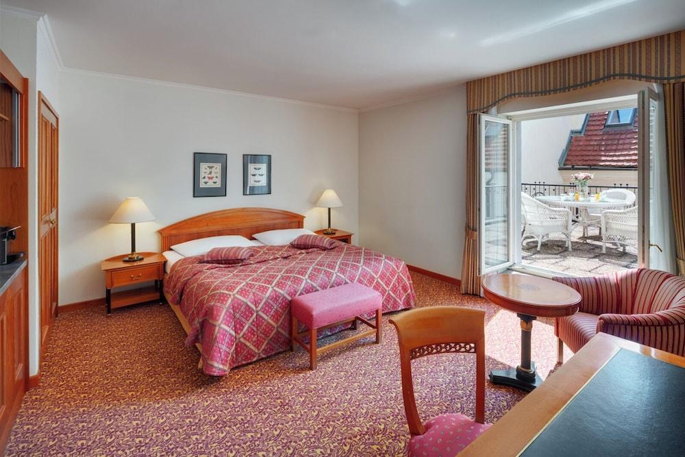 Hotel Savoy Room Type - Standard Double Room, Balcony