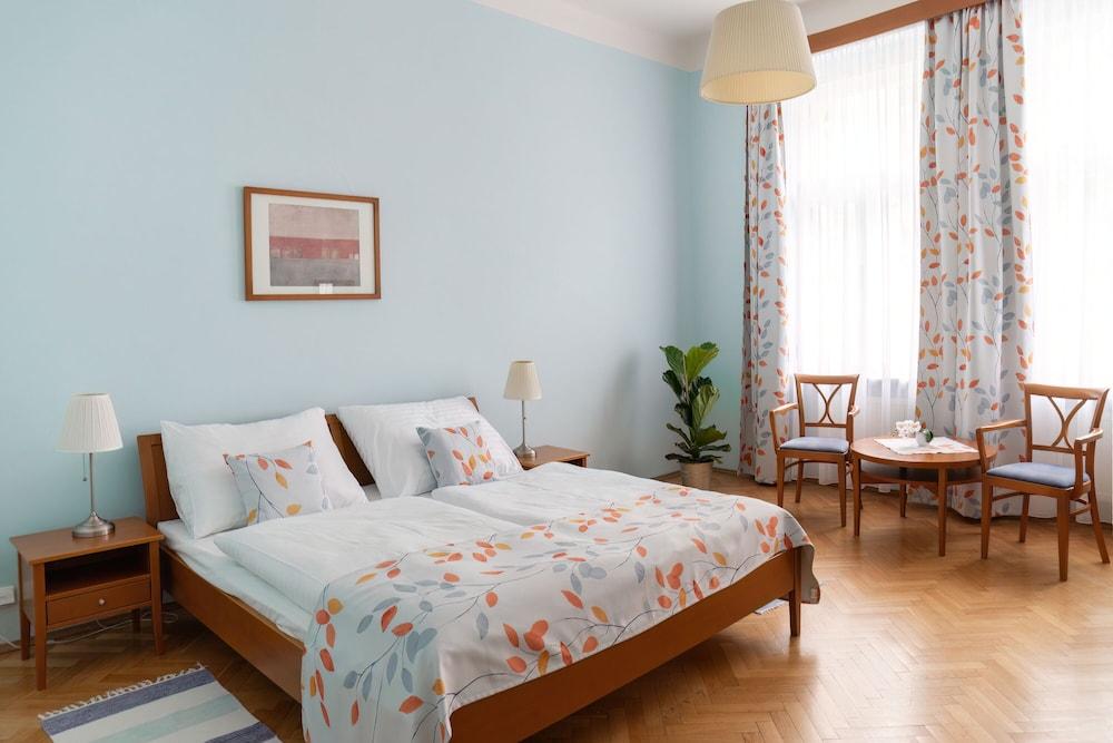 Sibelius Apartments Prague - Art Nouveau Residence 1902 Room Type - Superior Apartment, 1 Bedroom, Non Smoking, City View Sibelius Apartments Prague - Art Nouveau Residence 1902 Room Type - Superior Apartment, 1 Bedroom, Non Smoking, City View