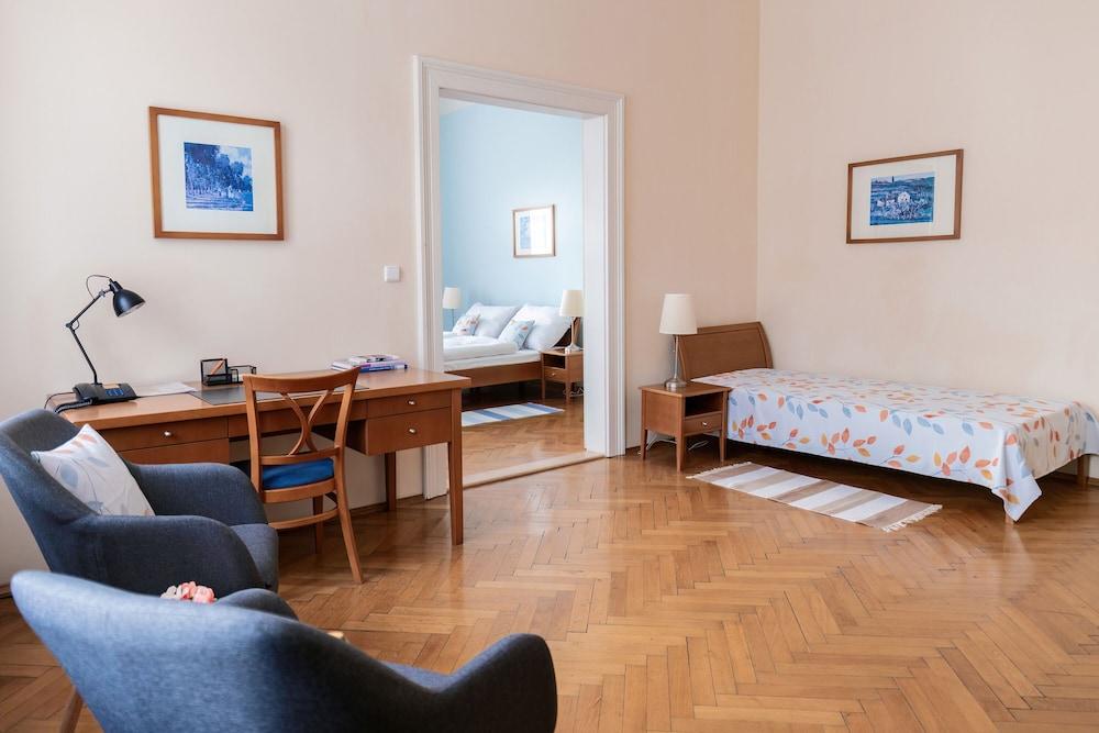 Sibelius Apartments Prague - Art Nouveau Residence 1902 Room Type - Junior Suite, 2 Bedrooms, Kitchen, City View