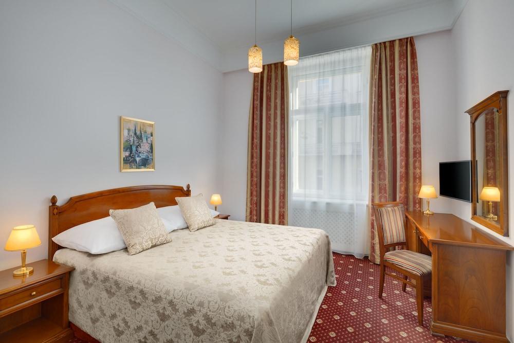 Boutique Hotel Seven Days Prague Room Type - Standard Double Room
