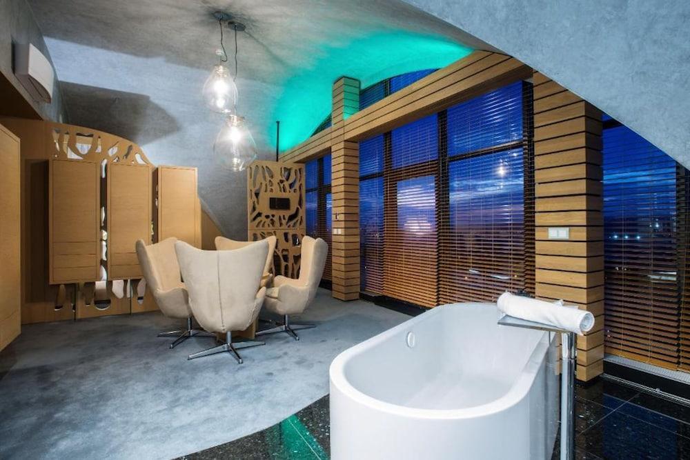 Wellness Hotel Step Room Type - Presidential Duplex (Unlimited Water and sauna world acces)