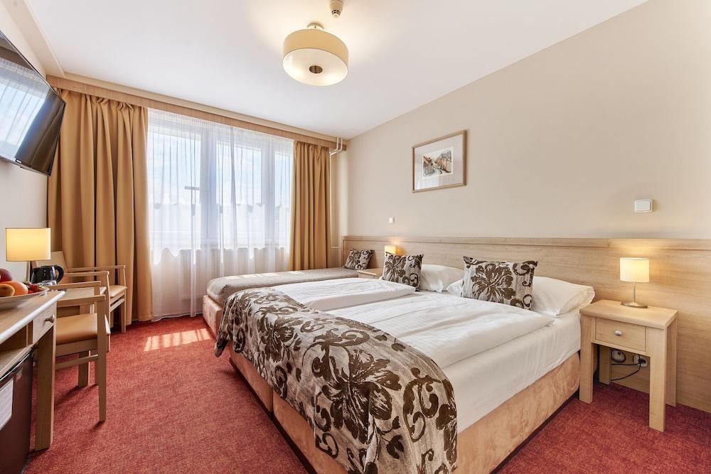 Wellness Hotel Step Room Type - Triple Room (with 60 minutes Water World Access) Wellness Hotel Step Room Type - Triple Room (with 60 minutes Water World Access)