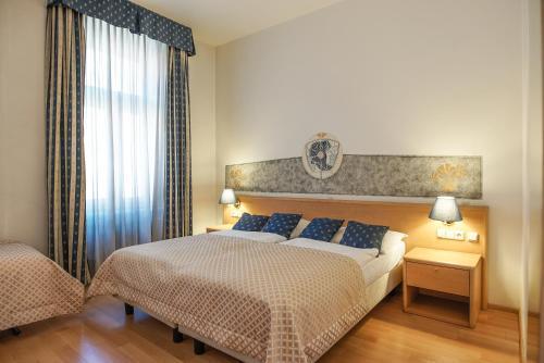 Hotel Tivoli Prague Room Type - Triple Room