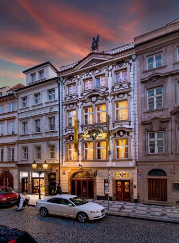 Hotel Residence U Černého Orla - Tap to explore photos