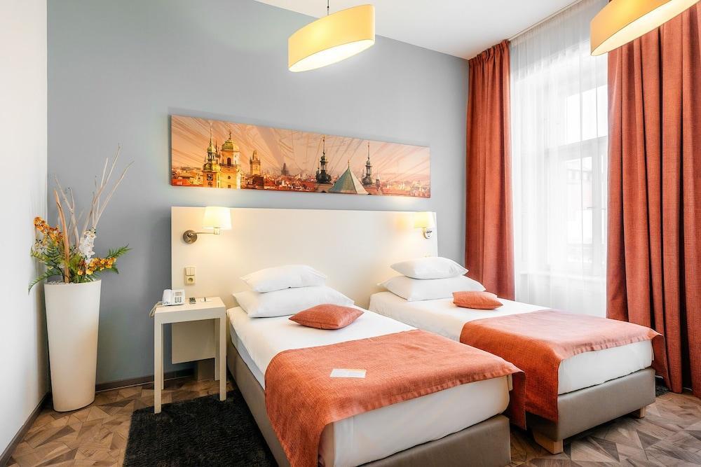 Grandium Hotel Prague Room Type - Deluxe Double or Twin Room