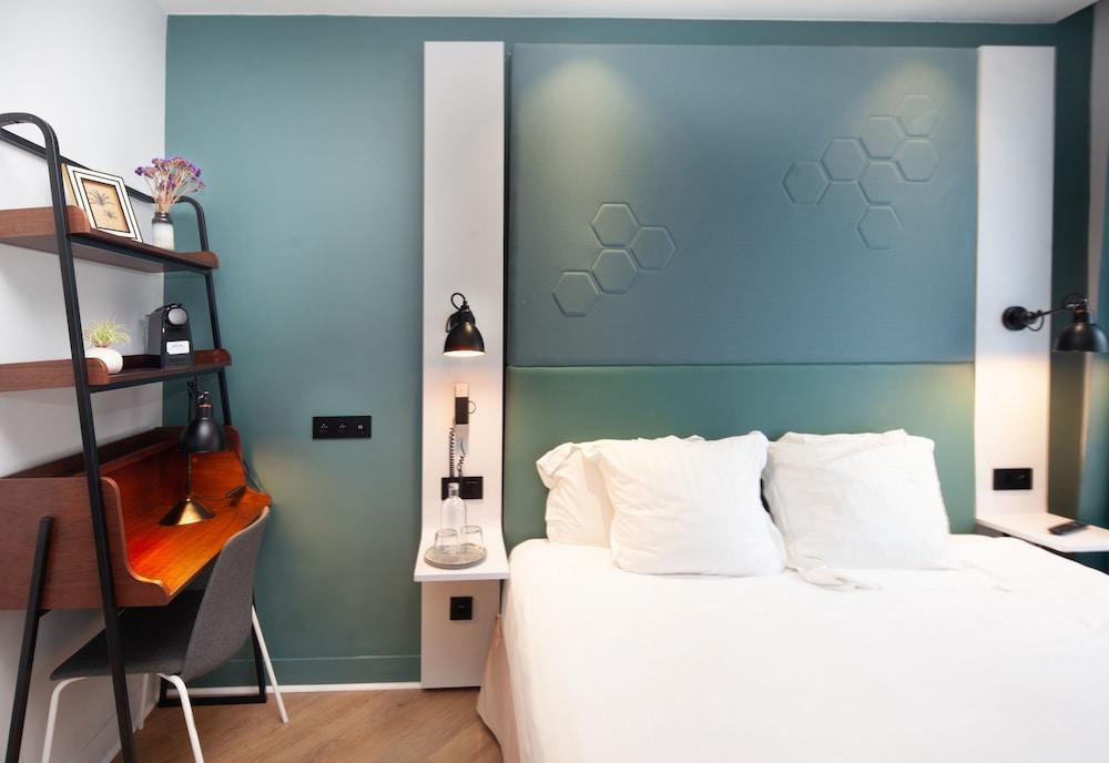 Hôtel Vendome Saint Germain Room Type - Superior Double Room