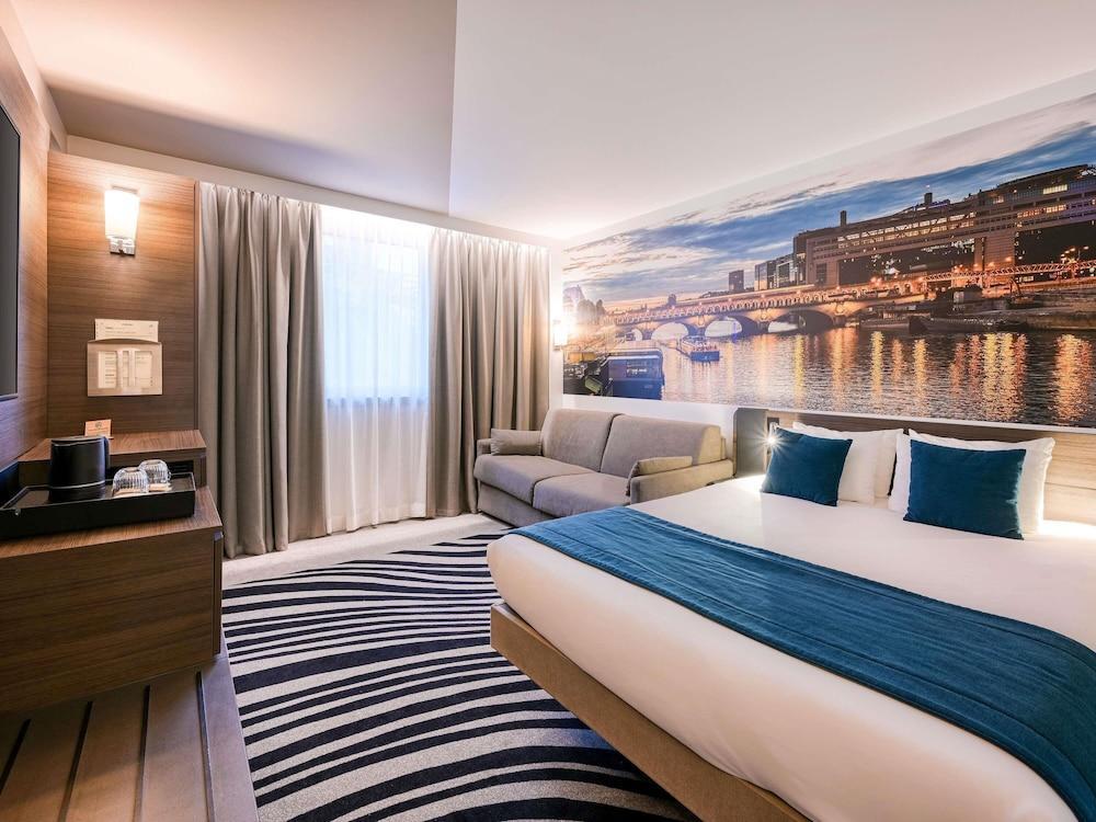 Novotel Paris Centre Bercy Room Type - Family Room, 1 Double Bed with Sofa bed (Family Room) Novotel Paris Centre Bercy Room Type - Family Room, 1 Double Bed with Sofa bed (Family Room)