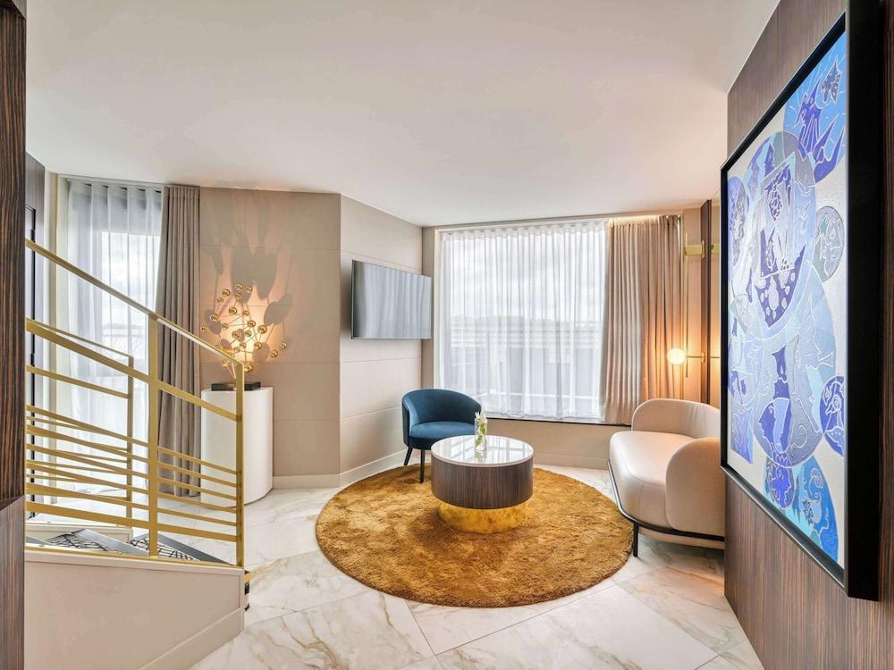 Novotel Paris Centre Bercy - Tap to explore photos