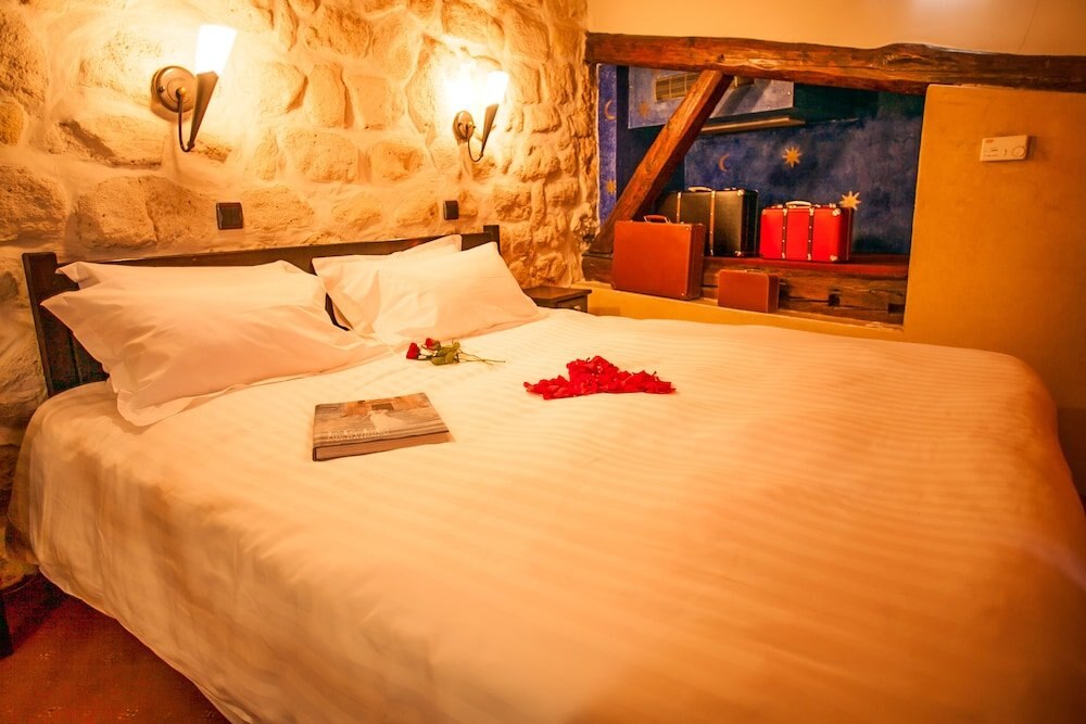 Hotel Europe Saint Severin Paris Room Type - Junior Suite