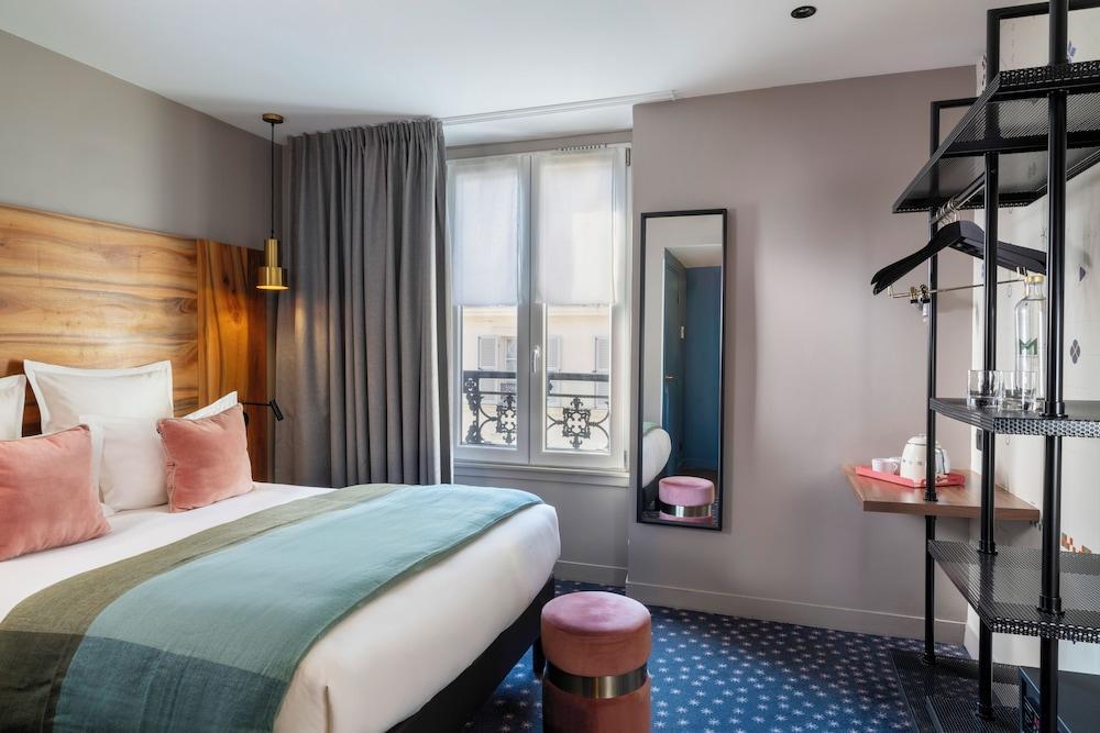 Maxim Folies Room Type - Deluxe Double Room