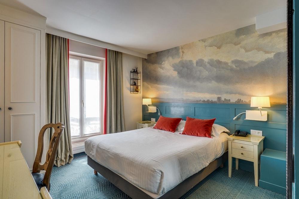 Hotel Passy Eiffel Room Type - Standard Room, 1 Double Bed Hotel Passy Eiffel Room Type - Standard Room, 1 Double Bed
