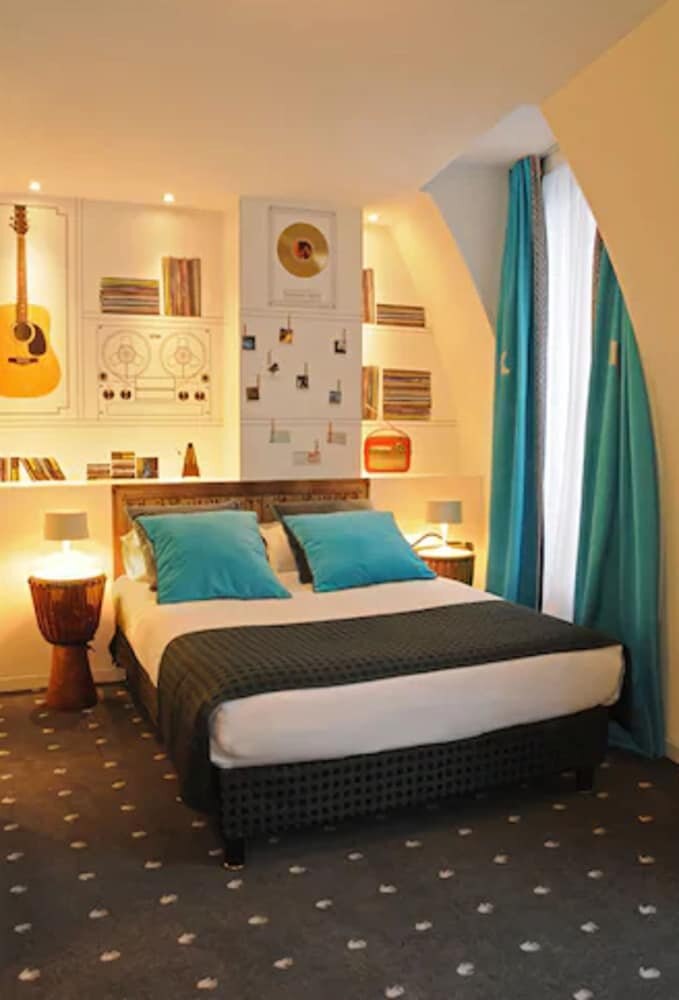 Hôtel du Triangle d'Or Room Type - Superior Double Room