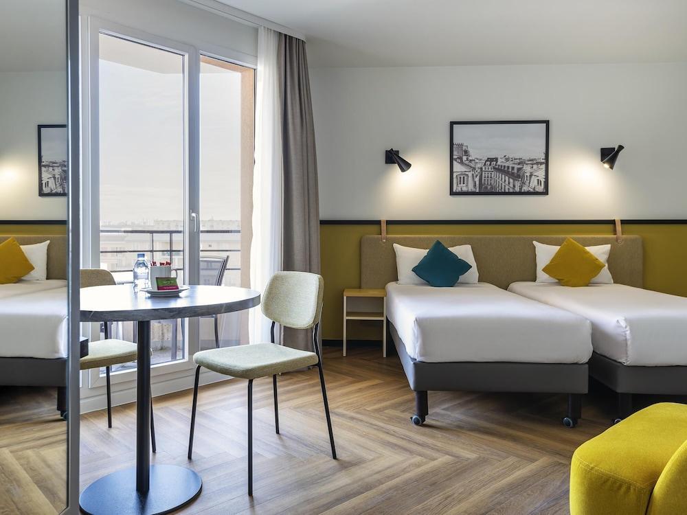 Aparthotel Adagio Paris Montrouge Room Type - Studio, 1 Double Bed, Balcony