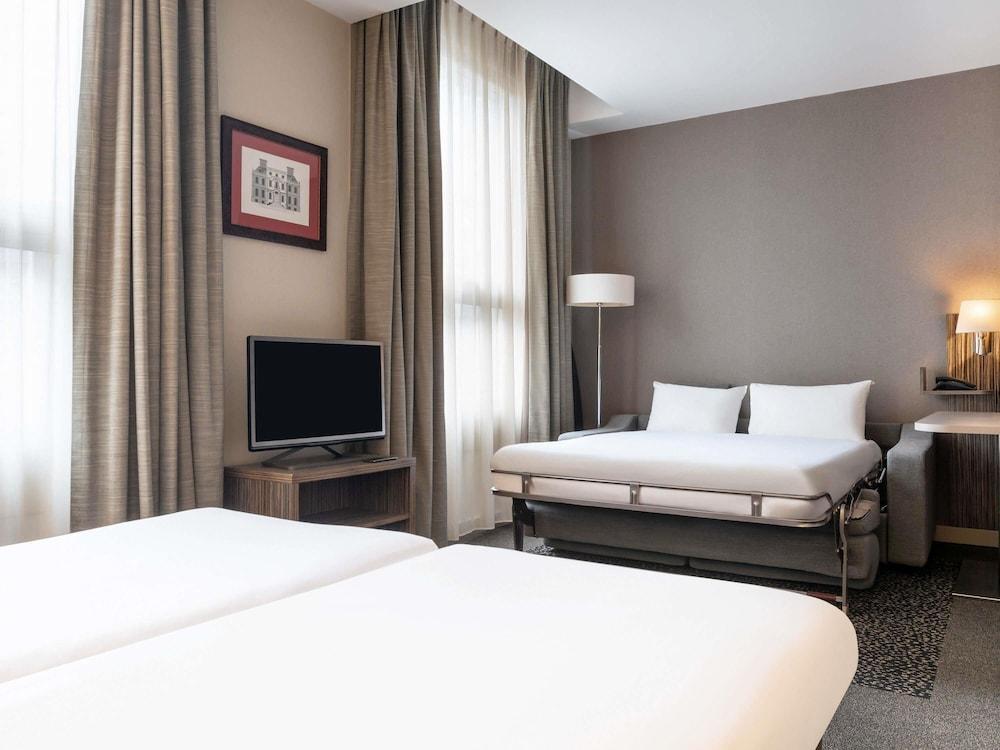 Aparthotel Adagio La Defense Esplanade - Tap to explore photos
