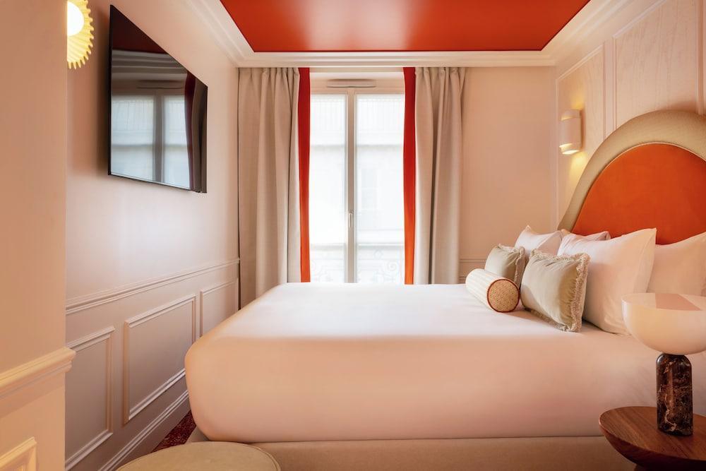 Almarine Eiffel Hotel & Spa Room Type - Deluxe Double Room