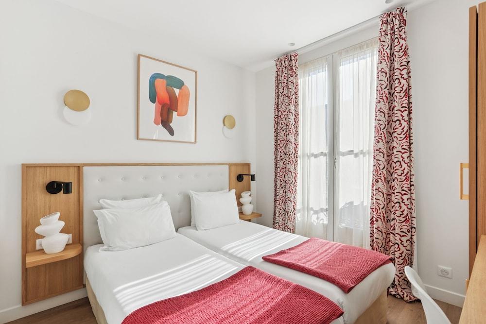 Alexandrine Opera Room Type - Twin Room