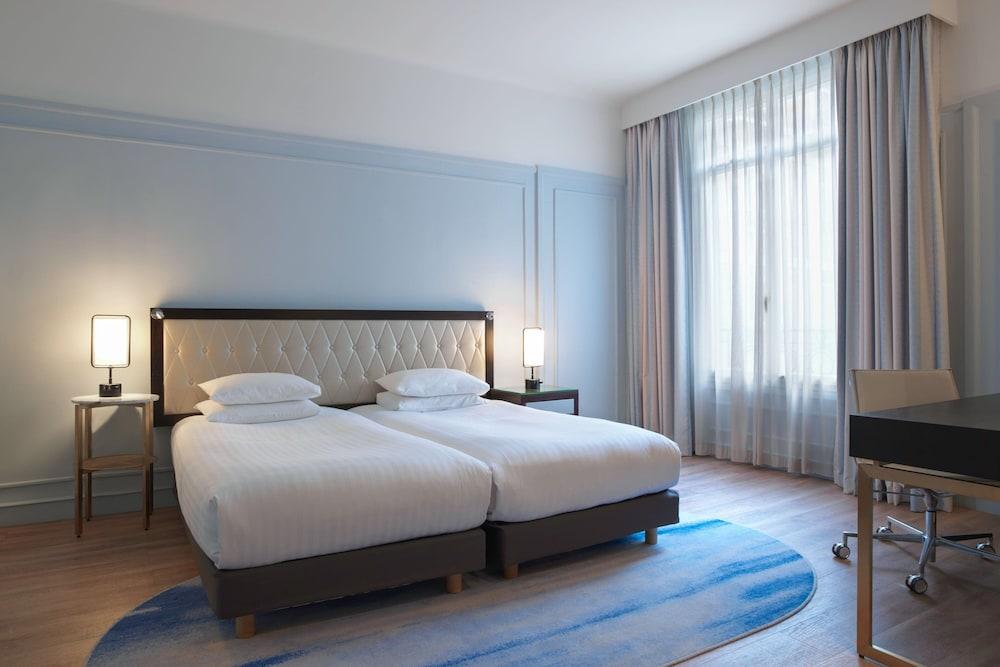 Paris Marriott Opera Ambassador Room Type - Superior Room, 2 Twin Beds