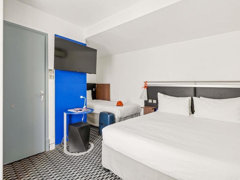 ibis Styles Paris R Room Type - Standard Double Room, Multiple Beds