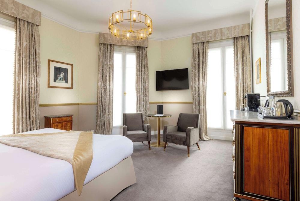 Hôtel Claridge Room Type - Corner Junior Suite