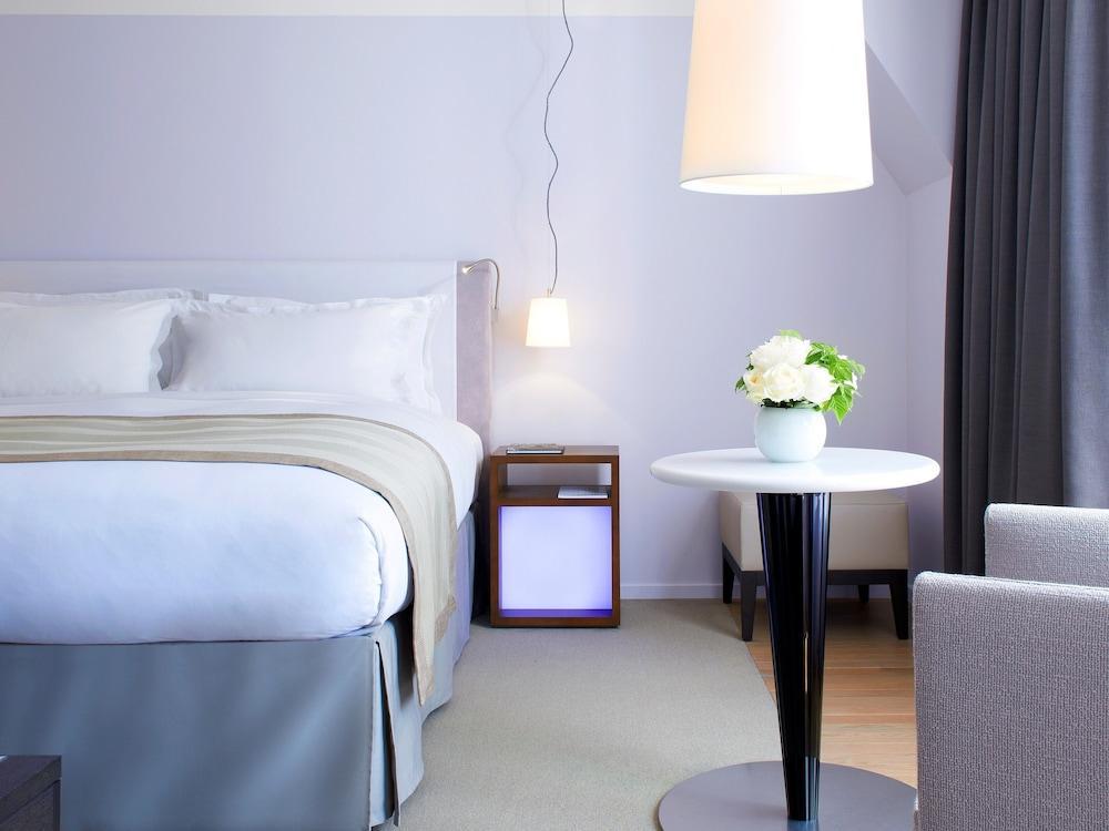 Sofitel Paris Arc de Triomphe Room Type - Apartment, 1 King Bed Sofitel Paris Arc de Triomphe Room Type - Apartment, 1 King Bed