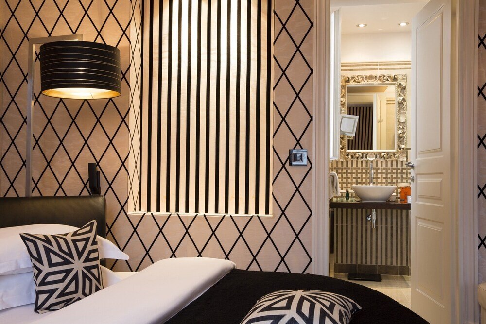Hotel Ares Eiffel Room Type - Junior Suite