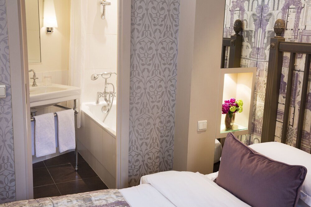 Hotel Arioso Room Type - Classic Double Room Hotel Arioso Room Type - Classic Double Room