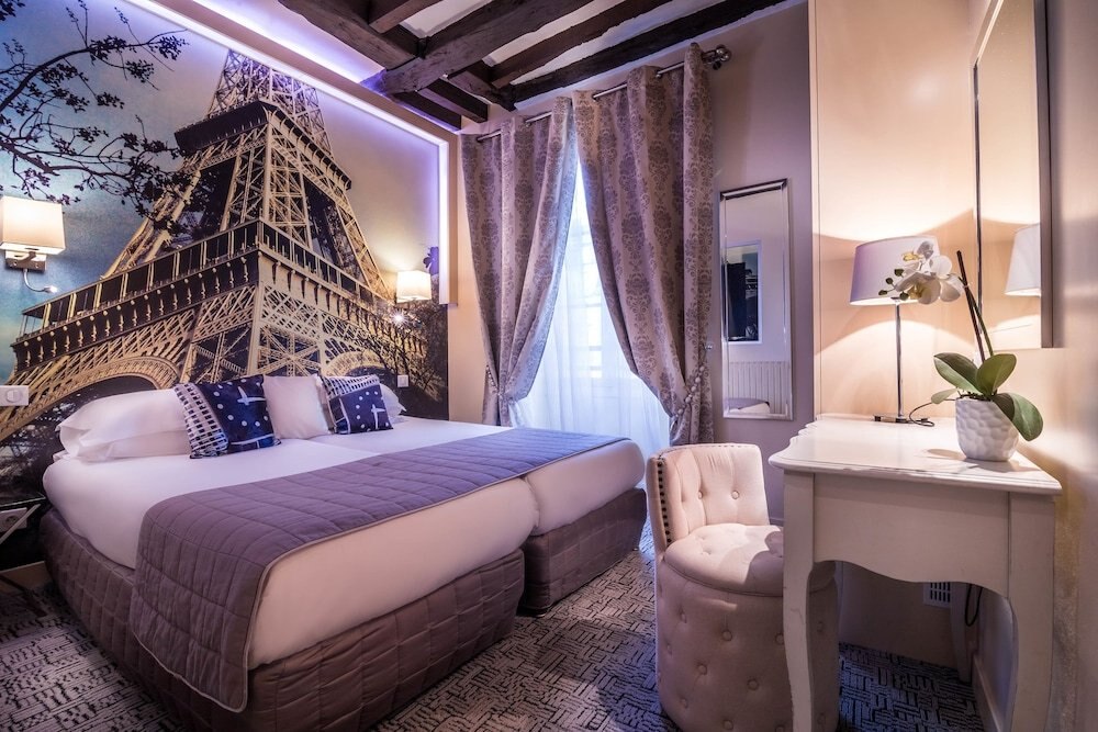 Hotel Ascot Opera Room Type - Double Room, Bathtub