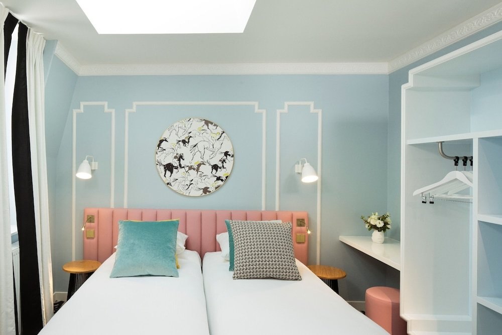 Hôtel Pastel Paris - Tap to explore photos