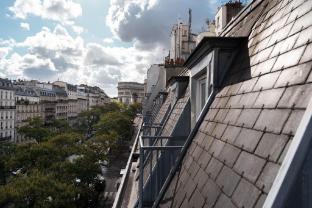 ELSA, Hôtel Paris - Tap to explore photos