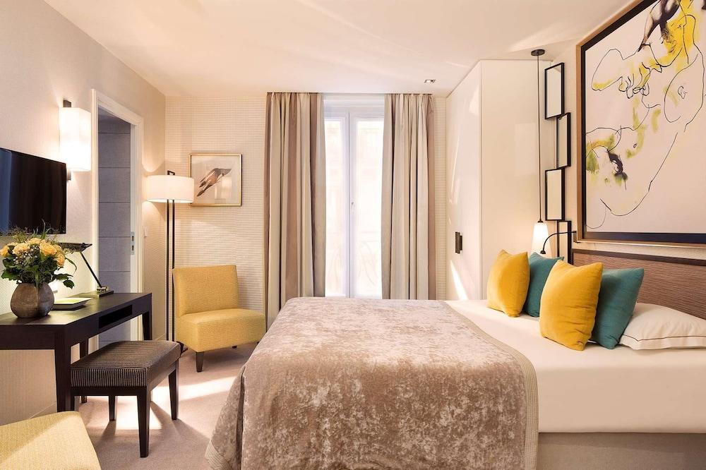 Balmoral Champs Elysées Room Type - Premium Double or Twin Room