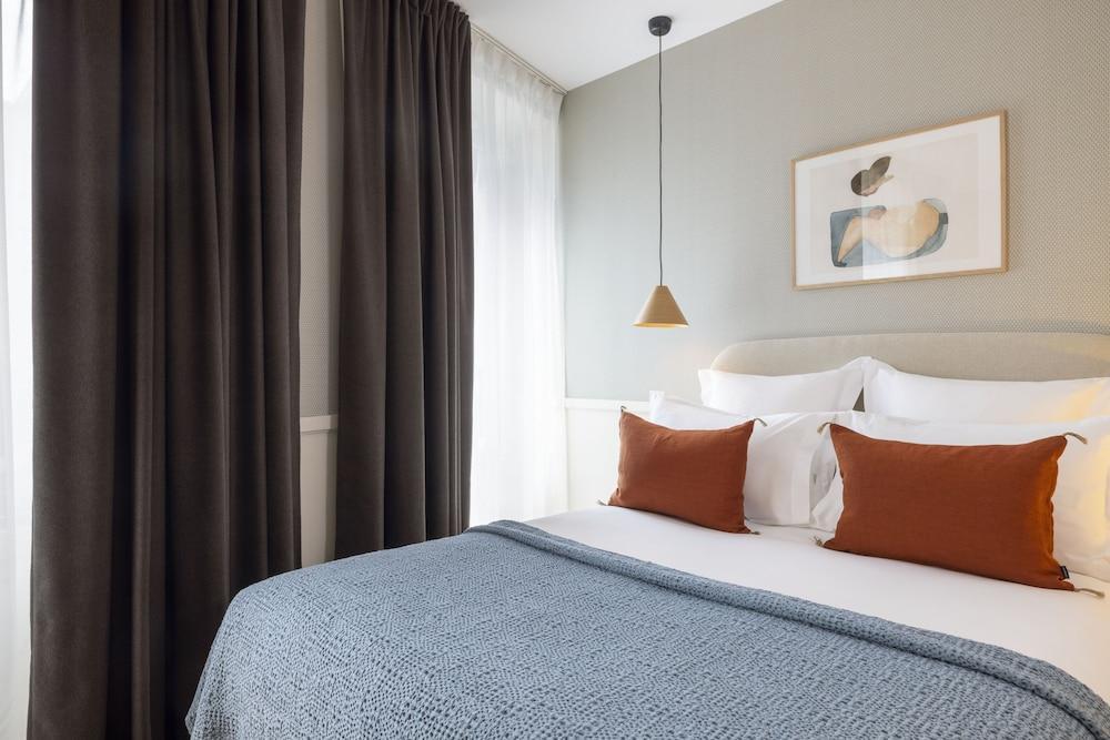 Le Petit Oberkampf Hotel & Spa Room Type - Small Double Room with Spa Access